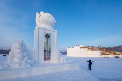 太阳岛雪博会雪雕持续上新1