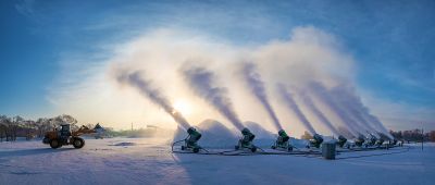 太阳岛雪博会雪雕造雪
