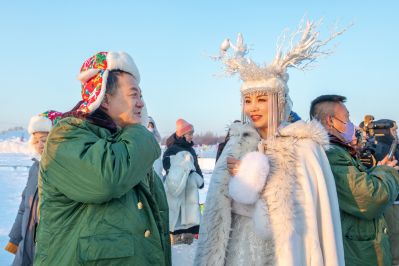 钻石海游人如织