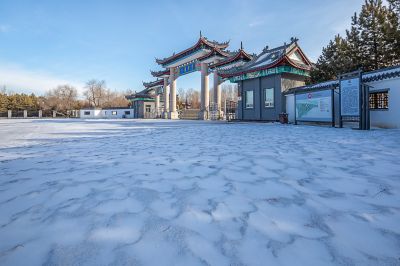 春雪后的中国亭园