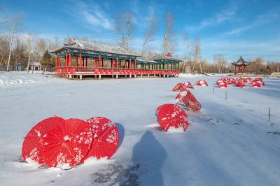 春雪后的中国亭园