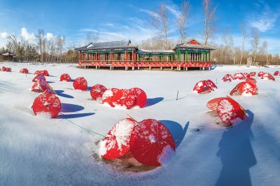 春雪后的中国亭园