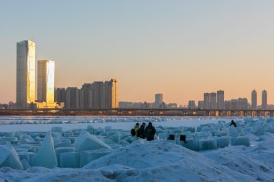 夕阳的残冰