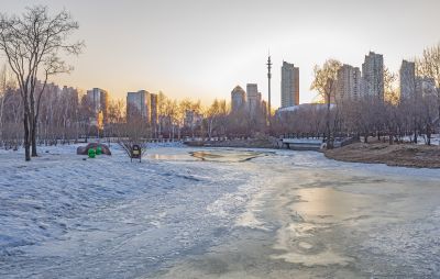 群力初春景色