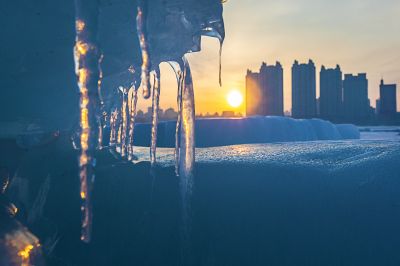 残冰·日晕1