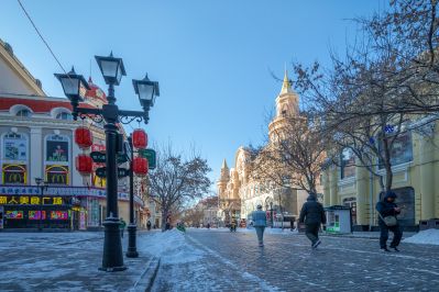 冰城春雪后