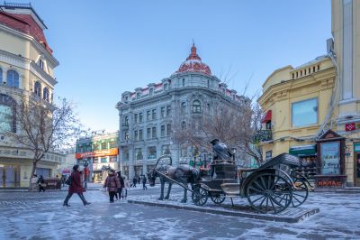 冰城春雪后