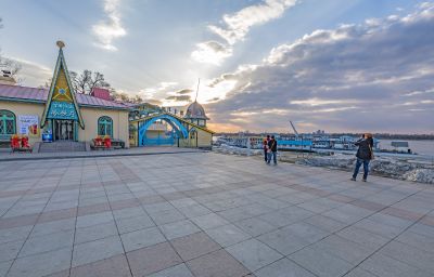 松花江开江美景