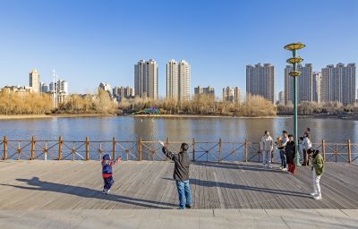 初春的体育公园