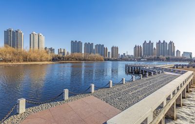 初春的体育公园