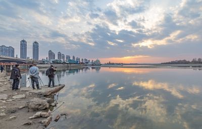 群力外滩湿地 何家沟江畔景色 