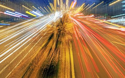 和兴路夜色春花
