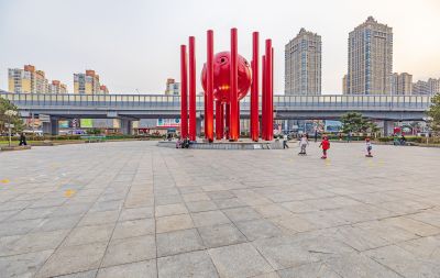 和兴路夜色春花