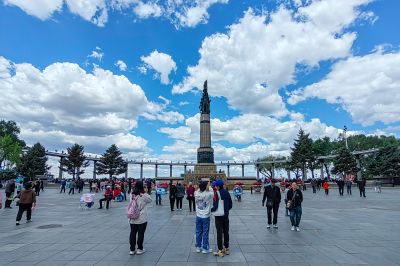 江畔防洪纪念塔斯大林公园