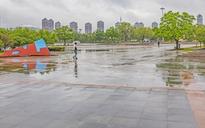 雨中的金河公园