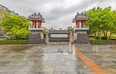 雨中的金河公园