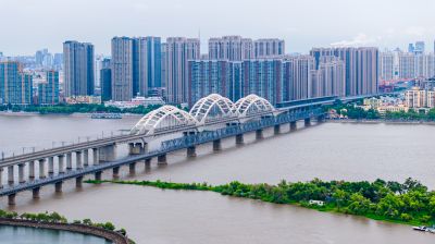 滨江铁路桥