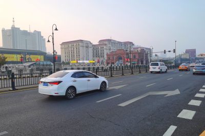 城市