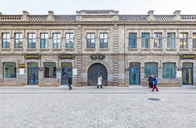 道外中华巴洛克景区 靖宇街面包石 初冬
