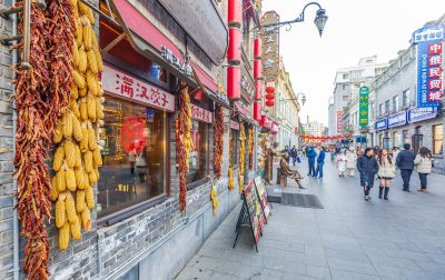 中华巴洛克景区初冬游客