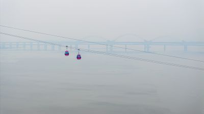 雾中的松花江沿岸