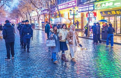 冬雨中的中央大街 