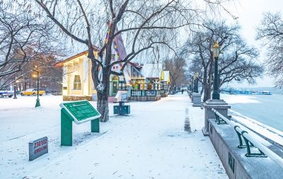 雪后江畔