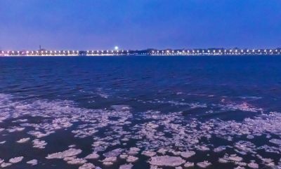 雪后江畔