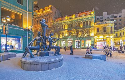 中央大街雪后夜色