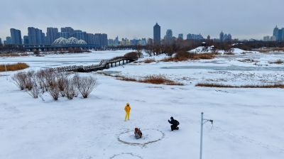雪天松花江湿地