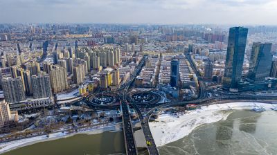 即将封冻松花江公路大桥
