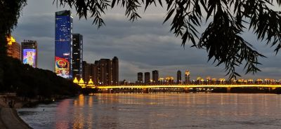 城市