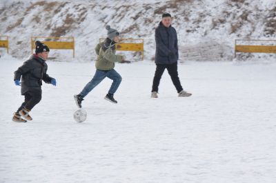 冰城冬趣冰城孩子玩冰雪