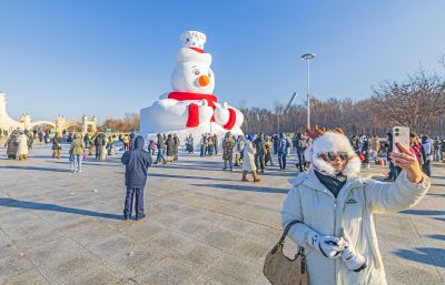 太阳岛大雪人 