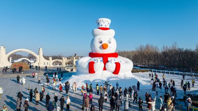 太阳岛大雪人雪人先生