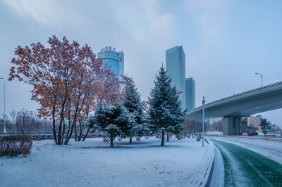 风雪松花江畔