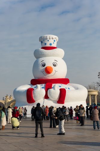 大雪人雪人先生打卡点