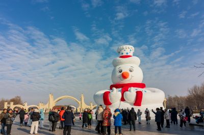 大雪人雪人先生打卡点