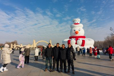 大雪人雪人先生打卡点