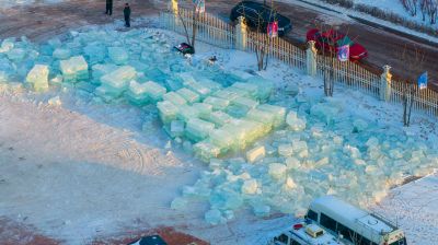 群力外滩德嘉码头冰雪景观制作中