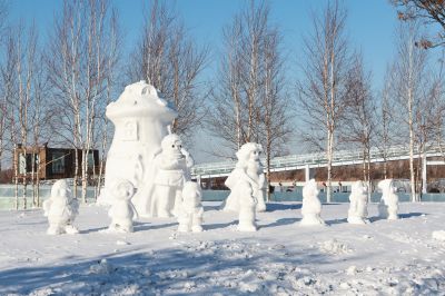 群力大雪人