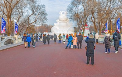 太阳岛雪博会试开园 
