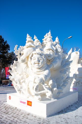 龙江森工杯东北三省一区工会雪雕冰雕职工技能大赛