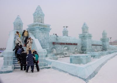 白天冰雪大世界