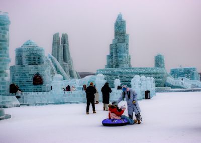 白天冰雪大世界