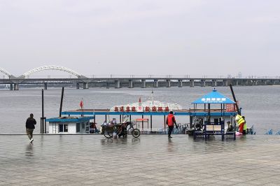 城市