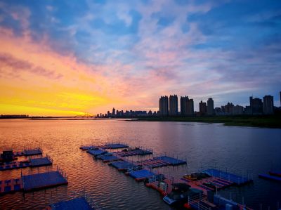 城市