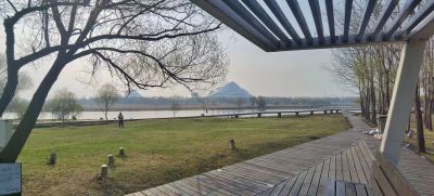 大剧院湿地 搭帐篷野游