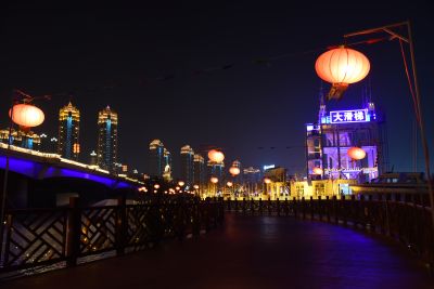 城市
