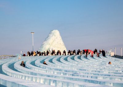 白天冰雪大世界